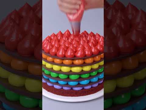 Instructions for Decorating a Multi layer Chocolate Cake