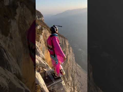 Gainer 360 Brento basejump Wingsuit aerial