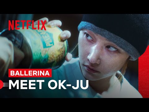 Jun Jong-seo Beats Up Robbers with a Can of Pineapples 🍍| Ballerina | Netflix Philippines