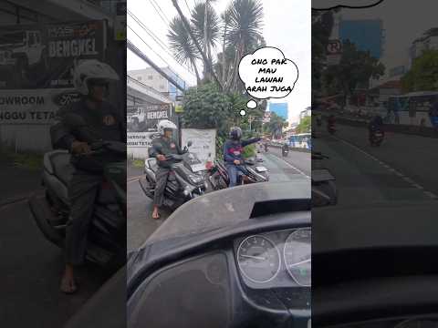 Disuruh galak sama netizen, padahal aslinya jinak😓