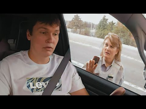 Женщина из Полиции - Проверка на Дороге. США