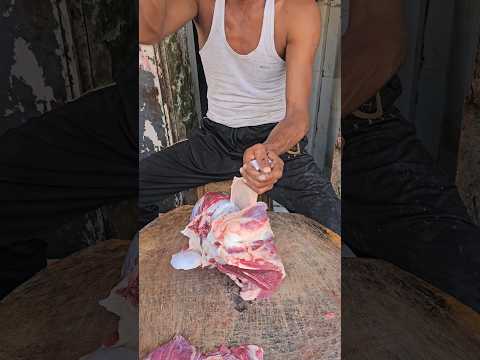 Excellent Deshi Giant Ox Thigh Meat & Bone Cutting Skill |