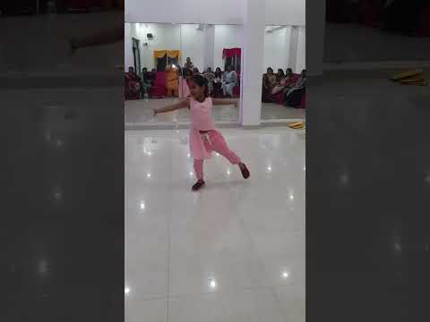 Hame to loot liya #danceawesome #youtubeindia #youtubeshorts #trending #pathanmovie #pathan