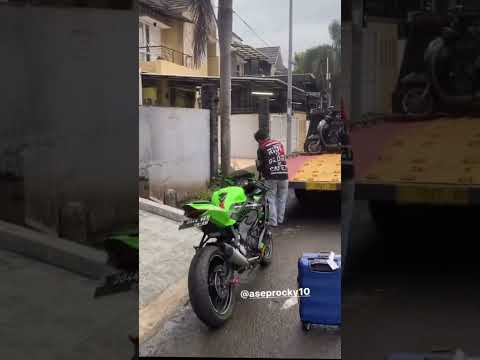 ASEP BARU BELI ZX25R LANGSUNG KENA TABRAK SAMA ZX GUA ๐ญ๐คฃ #williamgz #shorts