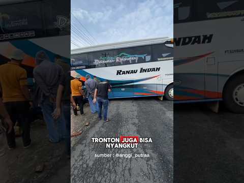 BAN BELAKANG BUS INI MASUK SELOKAN !!! #shorts #bissumbar #busmania #jetbus3 #adiputro