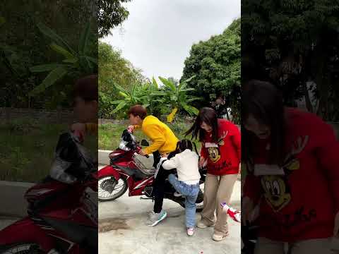 Just get on the motorbike 😀| Kem Vlog #shorts