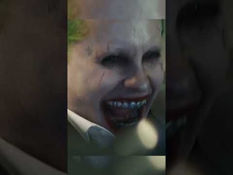 Harley Quinn kissed Batman