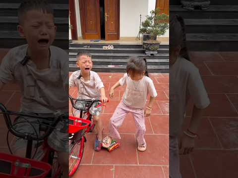 Chị ghẻ cướp giẫm đạp bim bim của pipi có bố tốt đến giải cứu và cái kết #shortvideo