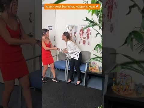 Karen Gets What She Deserves! 😲
