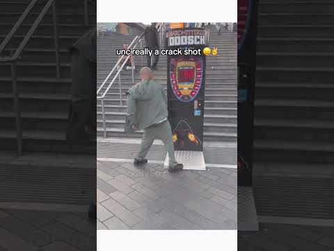 unc out here commando style ๐