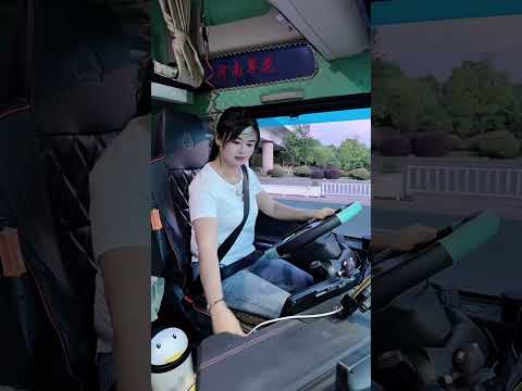 生活嘛!快乐就好,人生哪有那么多为什么,开车出去透透风,看看风景,何乐而不为。#记录卡车生活 #卡车女司机 #打工人的精神状态 #女司机开车 #货车女司机 #生活不会辜负每一个努力的人
