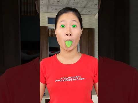 Hana eats chili peppers, papayas, and lizards in a funny way #shortsfeed #popoff #yougotserved