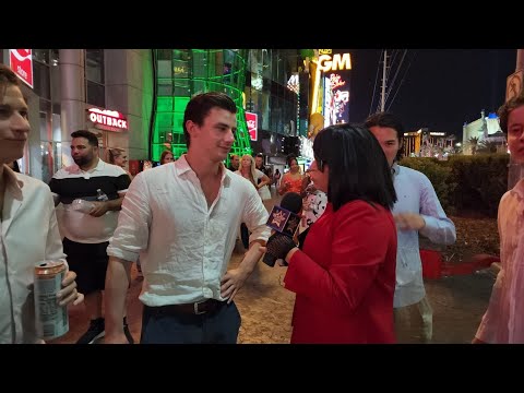 Es De Noche y Estamos En Las Vegas Pamela Chup