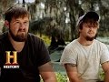 Teamwork in Alligator Hunting