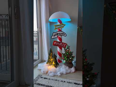 DIY Grinch Movie Night Decor #christmas #movie #xmas