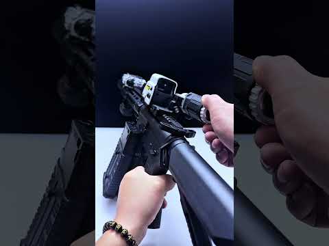 F4+Smoke Wolf Silencer .There isn't a man who wouldn't love to have a toy gun like this, is there?