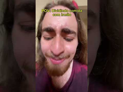 POV Dividindo a comida com o irmão