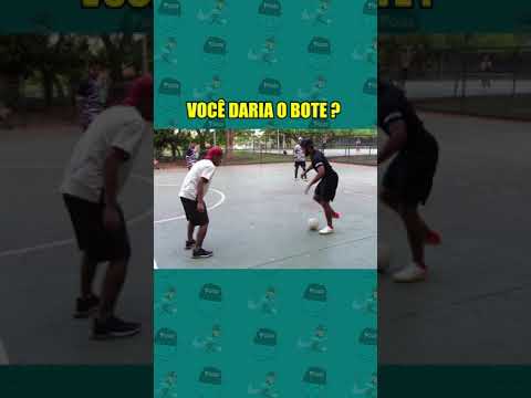 VOCÊ DARIA O BOTE ? #shorts
