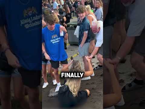 The old man is so cute at the end🥰 #shorts