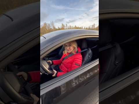 Mama testuje Mustang, všetko dopadlo v poriadku. Kam ju posadíme v ďalšom videu ?