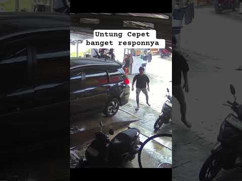 lupa handrem hampir mundur