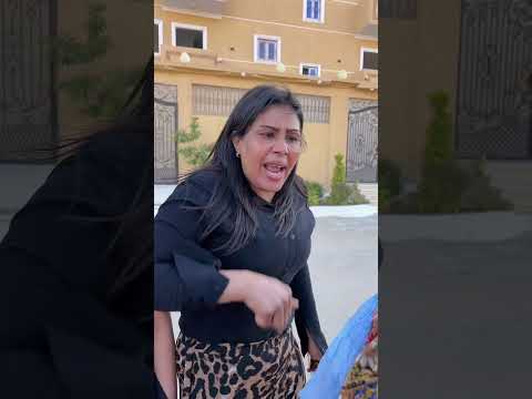 امرأة تختار زوجة ل ابنها بطريقه غريبه 😱