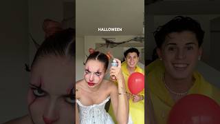 Sabéis de qué vamos disfrazados?😂