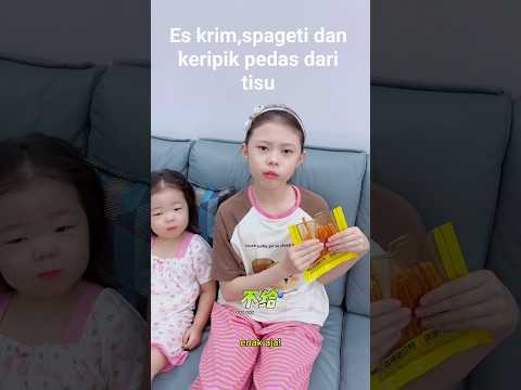 ibu marah karena semua makanannya terbuat dari tisu #shorts #videolucu #dubbing #videokocak