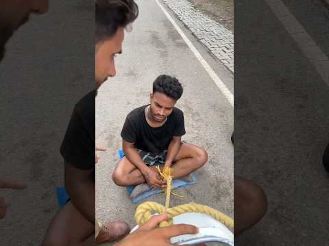 लड़की के पीछे लगाया जासूस 😱😱! #shorts #viral #police