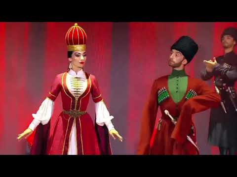 Adyghe (Circassian) noble dance (уэркъ къафэ) - Kabardinka in Kavkas music fest in Naltchik