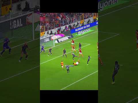 LİGİN EN İYİ STOPERLERİ!! #galatasarayedit #osimhen #4kedits #victorosimhen #aftereffectsedit