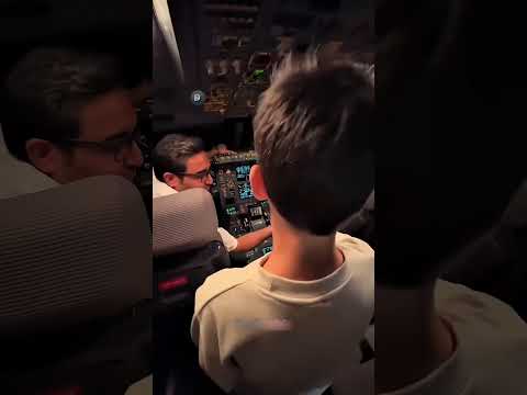 ఏకంగా aeroplane లోనే బర్త్ డే.. #facts