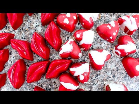 Корпусные конфеты ГУБЫ ЧИЗКЕИК / Chocolate Bonbons