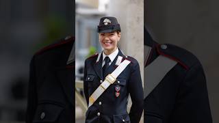 Arrest me😍Beautiful Italian police officer🫡 #streetphotography #Italy #cop