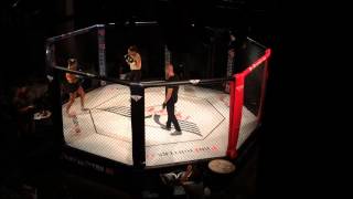 Mária Bartlová (Bratislavská boxerňa) - Champions Fight Night 10.7.2015