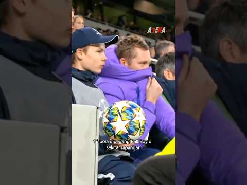 Kemana perginya bola setelah pertandingan selesai?