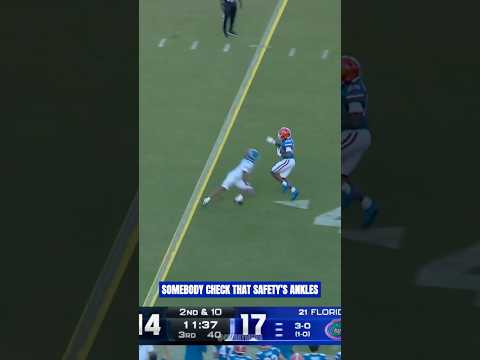 Duke Clark Drops Ole Miss Safety On 45-Yard TD Run 😤
