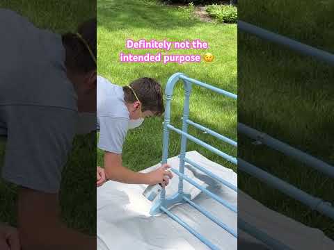 Would you repurpose a quilt rack into THIS? #repurposedfurniture #thriftflip #garden