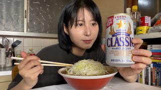 【深夜】ネギたっぷりラーメンとビールを胃に流し込め！