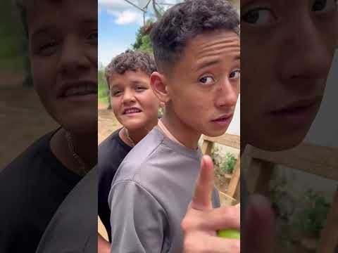 FAZENDEIRO DO MAL ME CHAMOU PRA CASA DELE