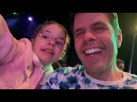 #How To Spend A Day With Kids In Las Vegas! | Perez Hilton