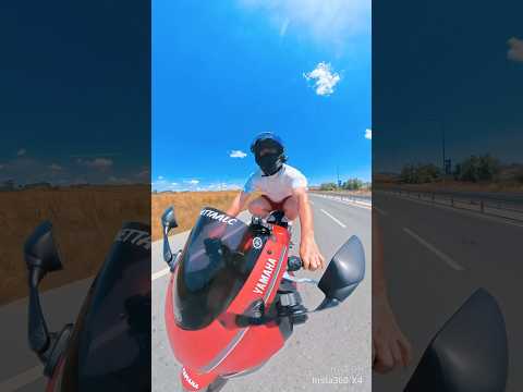 En sevdiğin motor hangisi 🥷 #yamaha #insta360 #r25 #keşfet #shorts #motorcycle #ahmettaalc
