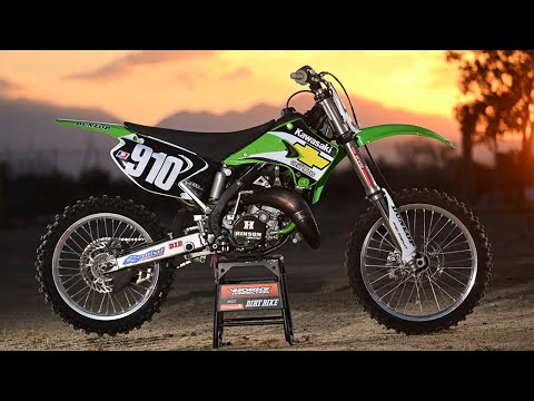 THE KAWASAKI KX125 TWO STROKE IS BACK! Carson Brown's 2005 KX PINNED!