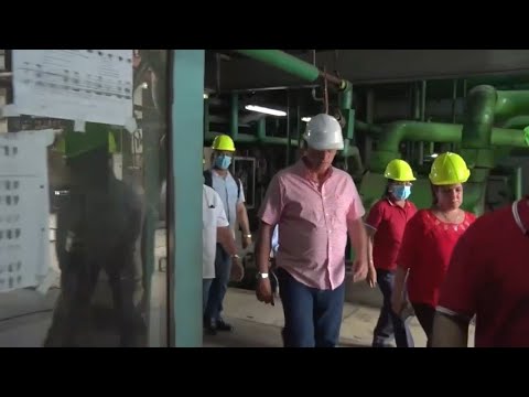 Cuba: Visitó Díaz-Canel central termoeléctrica de Cienfuegos