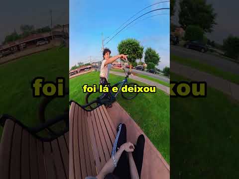 ELE TODO INOCENTE DEIXOU O MOLEQUE ANDAR NA BIKE DELE! 🤣#shorts #curiosidades