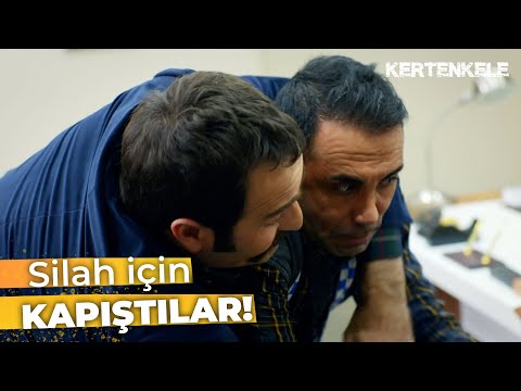 Silah için kapıştılar! | Kertenkele 🦎 45. Bölüm