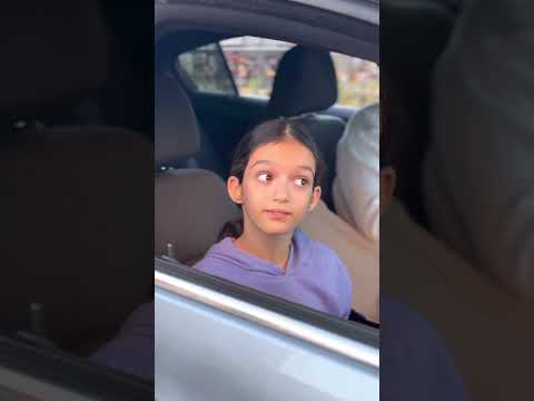 طفلة وضعت المال داخل البيتزا واعطته للبنت الفقيرة الجائعة🥹❤️!!؟