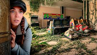 Encuentro HOTEL de LUJO con TODO DENTRO Abandonado