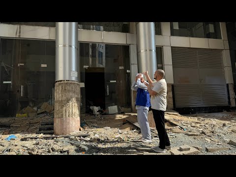УЗБЕК ХОЖИЛАРИ МАККА ШАХРИДА НИМАЛАР КИЛМОКДА