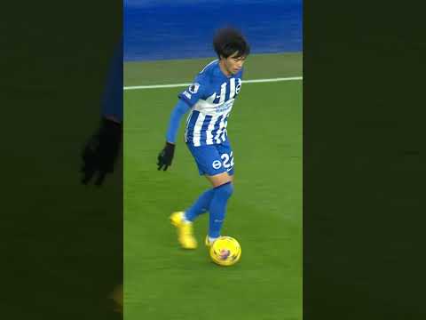 How To Control The Ball | Mitoma & Adingra 🤩 #brightonandhovealbion #football #mitoma